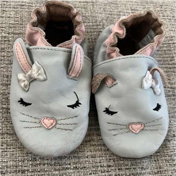 Robeez baby mocs - Picture 1 of 1